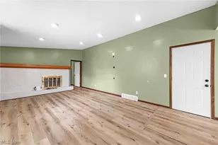 7351 Ashburton Cir NW, North Canton, OH 44720 - Photo 3