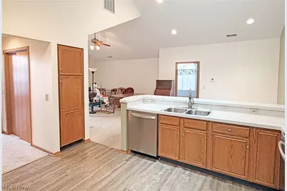 4216 Tannybrooke Lane NW #12B, Canton, OH 44718 - Photo 9