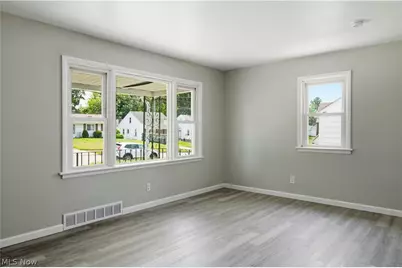 734 Pasadena Avenue, Youngstown, OH 44502 - Photo 5