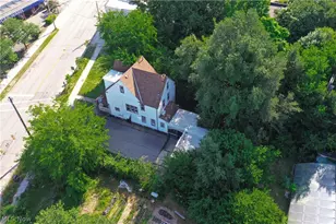 8415 Detroit Ave, Loveland, OH 44102 - Photo 39