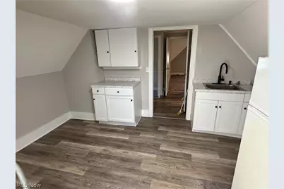 8415 Detroit Avenue, Loveland, OH 44102 - Photo 29