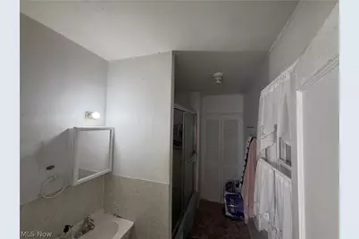 8415 Detroit Avenue, Loveland, OH 44102 - Photo 27
