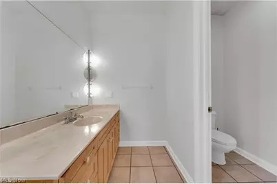 416 Castle Pines Drive, Akron, OH 44333 - Photo 29