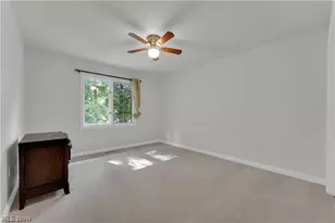 416 Castle Pines Dr, Akron, OH 44333 - Photo 39