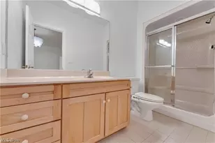 416 Castle Pines Dr, Akron, OH 44333 - Photo 31