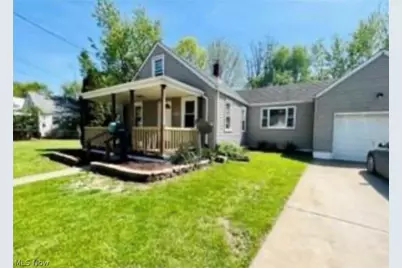2322 21st Street NE, Canton, OH 44705 - Photo 3