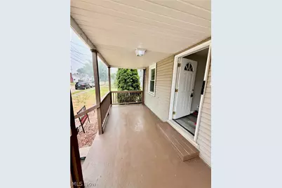 2322 21st Street NE, Canton, OH 44705 - Photo 5