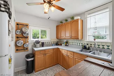 1520 22nd Street NE, Canton, OH 44714 - Photo 9