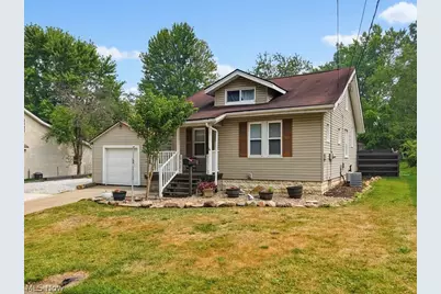1520 22nd Street NE, Canton, OH 44714 - Photo 1