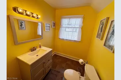 107 N Hartford Avenue, Youngstown, OH 44509 - Photo 11