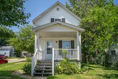 2250 4th Street SW, Akron, OH 44314 - Photo 1