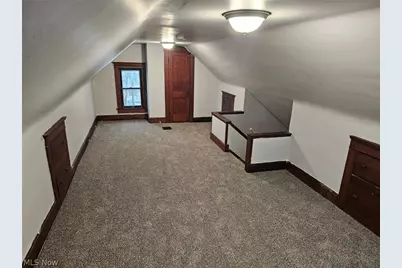 1098 Big Falls Avenue, Akron, OH 44310 - Photo 9