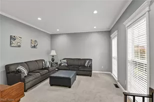 34900 Clear Creek Dr, North Ridgeville, OH 44039 - Photo 15