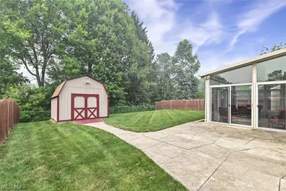 34900 Clear Creek Drive, North Ridgeville, OH 44039 - Photo 11
