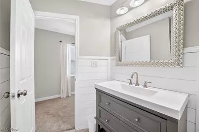 2040 Carlile Drive, Uniontown, OH 44685 - Photo 27