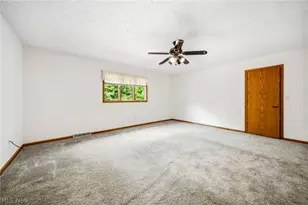 2898 Oakwood Dr, Willoughby Hills, OH 44094 - Photo 25