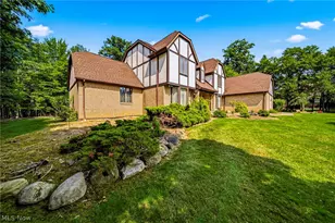 2898 Oakwood Dr, Willoughby Hills, OH 44094 - Photo 37