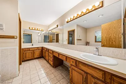 2898 Oakwood Drive, Willoughby Hills, OH 44094 - Photo 23