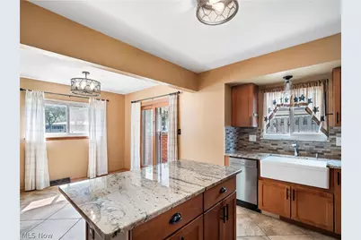 4402 Valleyside Road, Loveland, OH 44135 - Photo 9