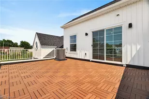 469 Harbor Ln, Lorain, OH 44052 - Photo 47