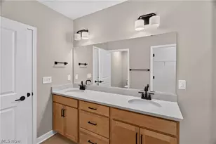 469 Harbor Ln, Lorain, OH 44052 - Photo 25