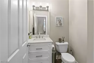10933 Detroit Ave, Loveland, OH 44102 - Photo 13