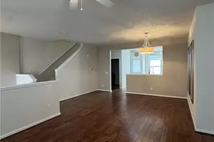 393 Caleb Dr, Akron, OH 44321 - Photo 3