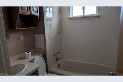 4164 W 50th Street, Loveland, OH 44144 - Photo 9