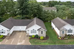 142 Carly Ct, Hartville, OH 44632 - Photo 35