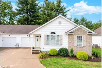 142 Carly Court, Hartville, OH 44632 - Photo 1
