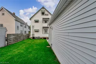 2124 Wascana Ave, Oakwood, OH 44107 - Photo 7