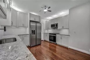 2124 Wascana Ave, Oakwood, OH 44107 - Photo 9