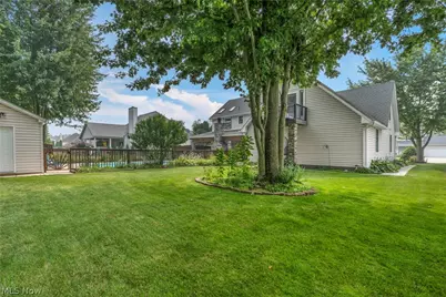 9133 Brian Street, North Ridgeville, OH 44039 - Photo 7