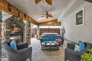 9133 Brian St, North Ridgeville, OH 44039 - Photo 9