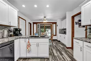 9133 Brian St, North Ridgeville, OH 44039 - Photo 15