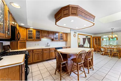 5201 S Saratoga Avenue, Austintown, OH 44515 - Photo 11