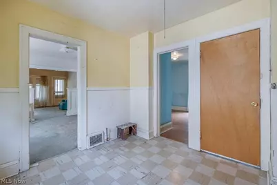9500 Parkview Avenue, Loveland, OH 44104 - Photo 23