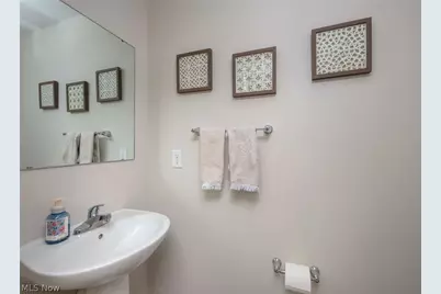 1422 Wood Fern Drive, Akron, OH 44312 - Photo 11