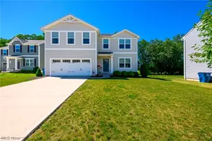 1422 Wood Fern Dr, Akron, OH 44312 - Photo 1