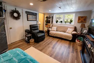 905 West Dr, Sheffield Lake, OH 44054 - Photo 17