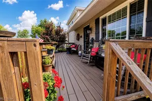 905 West Dr, Sheffield Lake, OH 44054 - Photo 3