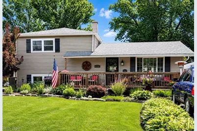 905 West Drive, Sheffield Lake, OH 44054 - Photo 1