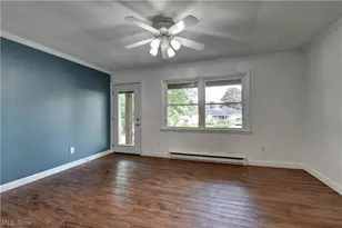 403 Engadine Ct SW, Sugarcreek, OH 44681 - Photo 7