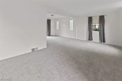 3821 Lindberg Way, Weirton, WV 26062 - Photo 5