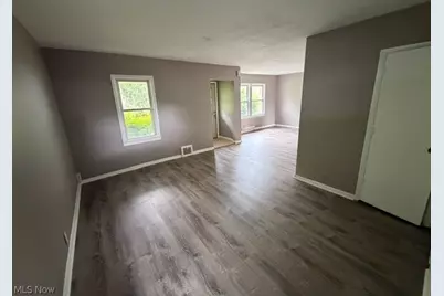 9615 Cardwell Avenue #Rear, Loveland, OH 44105 - Photo 5