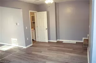 240 E Miller Ave, Akron, OH 44301 - Photo 5