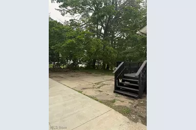 240 E Miller Avenue, Akron, OH 44301 - Photo 27