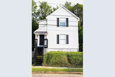240 E Miller Avenue, Akron, OH 44301 - Photo 1