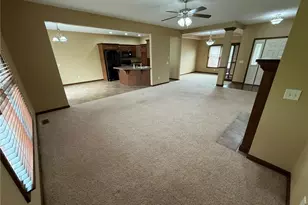 485 Gasser Cir SE, New Philadelphia, OH 44663 - Photo 5