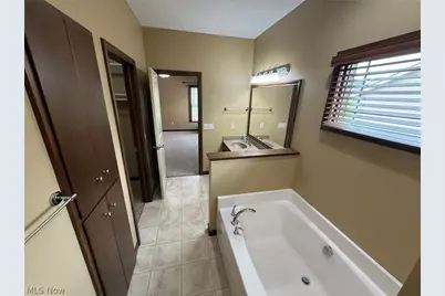 485 Gasser Circle SE, New Philadelphia, OH 44663 - Photo 29